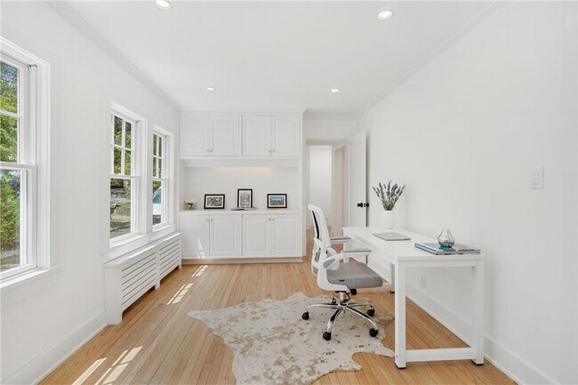 Building Photo - 14 Coralyn Rd