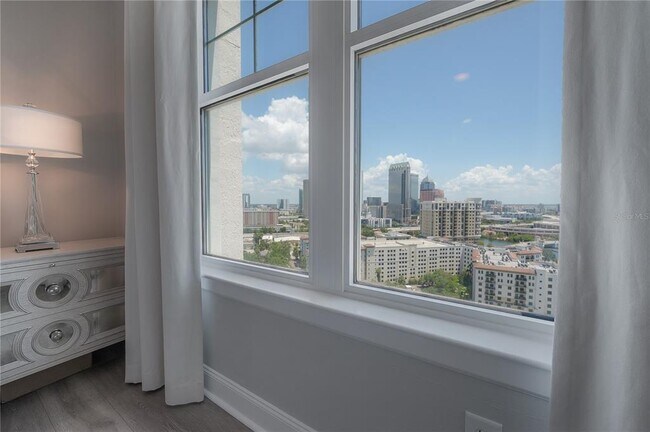Building Photo - 345 Bayshore Blvd