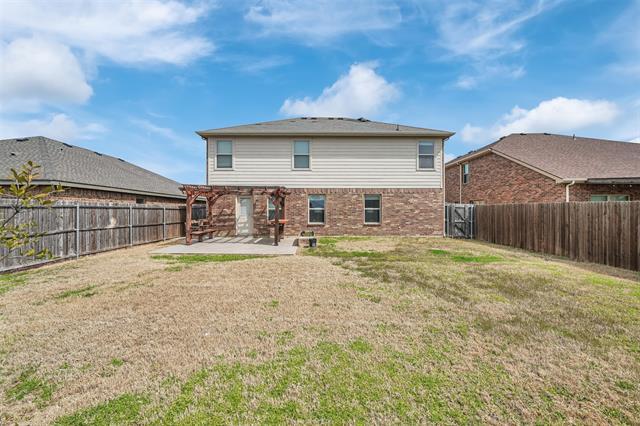 Building Photo - 1121 Basswood Ln
