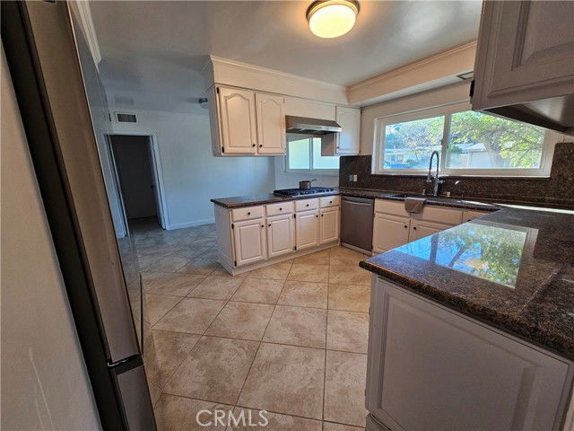 Building Photo - 5352 Bayer Pl