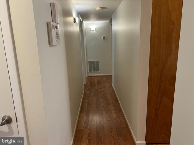 Building Photo - 11400 Turnmill Ln