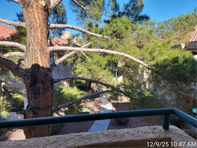 Building Photo - 383 Manti Pl