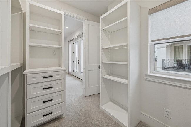 Building Photo - 1659 Bingle Rd