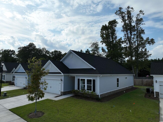 Building Photo - 1052 Moen Lp