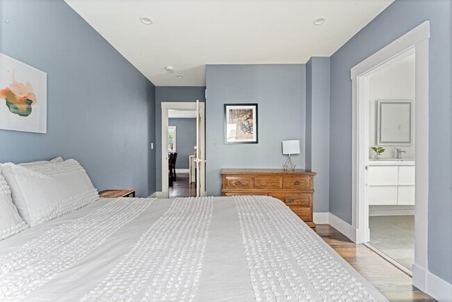 Building Photo - 19 Harrison St