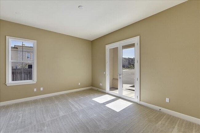 Building Photo - 4489 Snowberry Ct