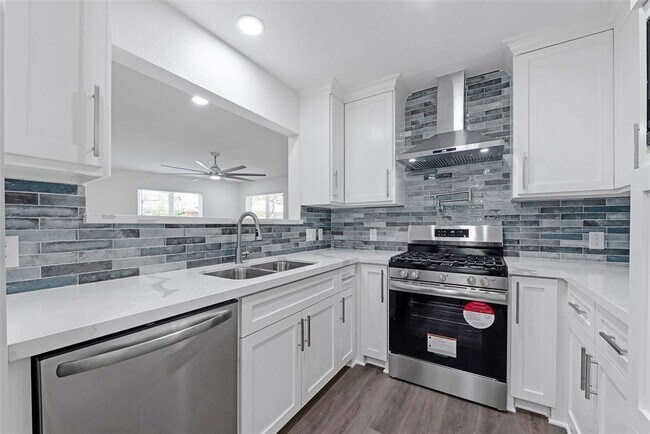 Primary Photo - 4074 Cheena Dr