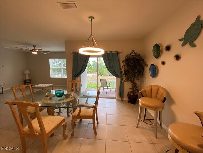 Building Photo - 2507 NW 20th Terrace