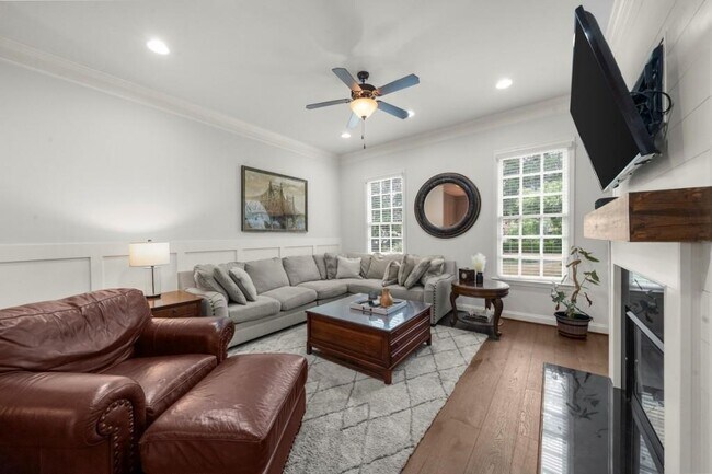 Building Photo - 410 Rose Garden Ln