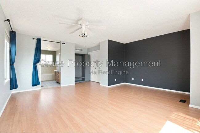 Building Photo - 4425 E 128th Pl