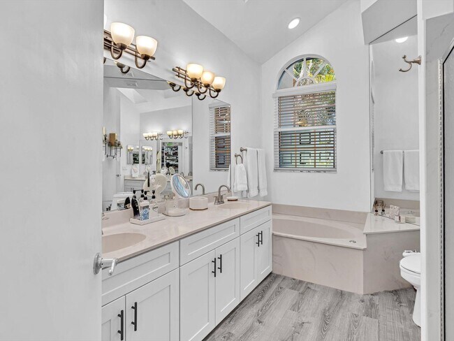 Building Photo - 2486 NW 66th Dr