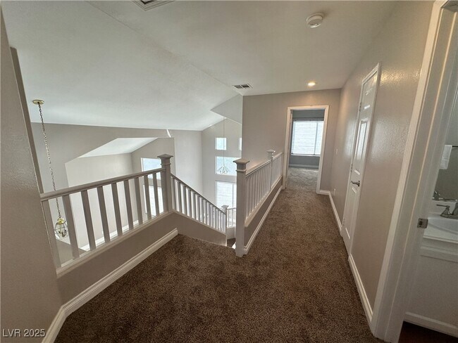 Building Photo - 2413 Rue De Bourdeaux