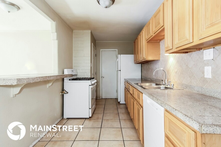 Building Photo - 4436 N 47th Ave