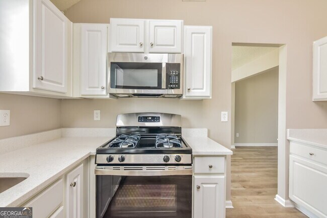 Building Photo - 3547 Spring Shoals