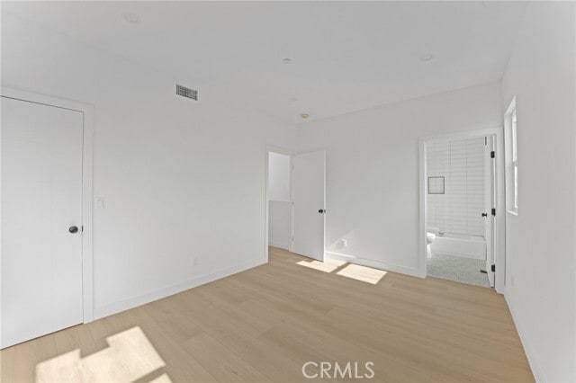 Building Photo - 4511 Rosewood Ave