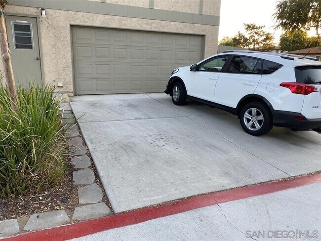 Building Photo - 9906 Mission Vega Rd