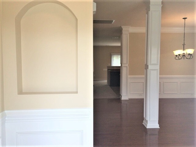 Building Photo - 2590 Leighswood Dr