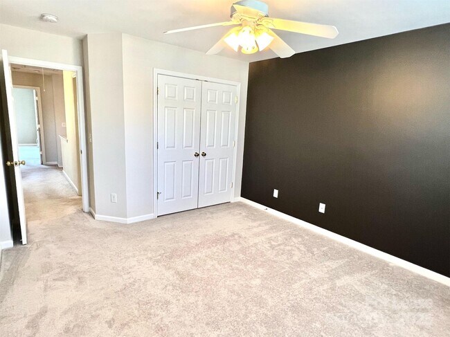 Building Photo - 12211 Stratfield Pl Cir