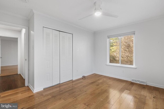 Building Photo - 106 Bernard Ct