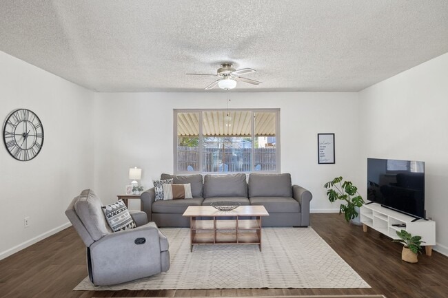 Building Photo - Updated North Chico 3BD/2BA with Solar & Covered Patio