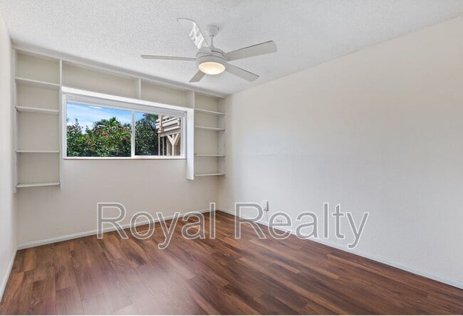 Building Photo - 1005 Kalahu Pl