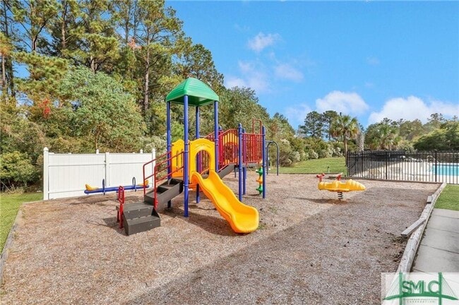 Building Photo - 522 Gov Treutlen Cir