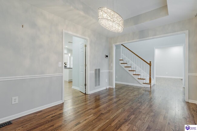 Building Photo - 404 Michigan Ave