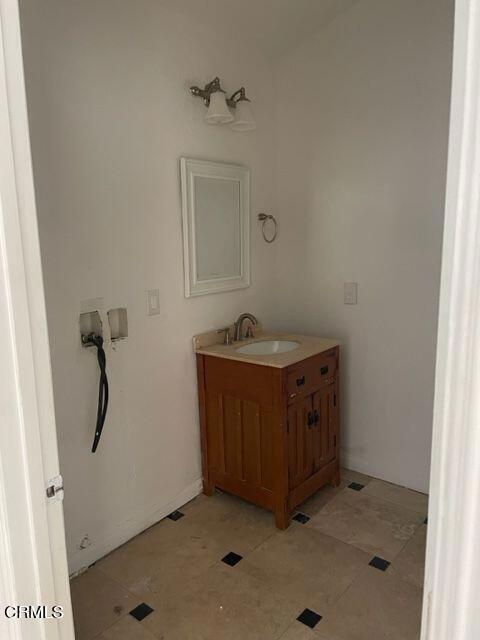 Building Photo - 10291 Sunland Blvd