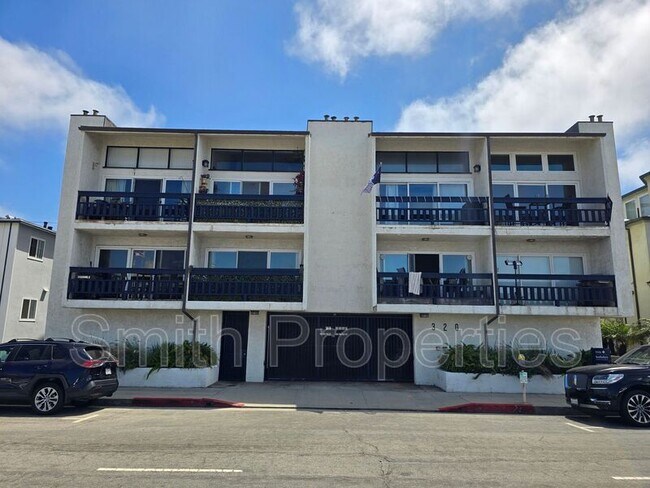 Building Photo - 320 Hermosa Ave