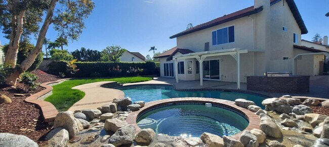 Primary Photo - 748 Azure Hills Dr