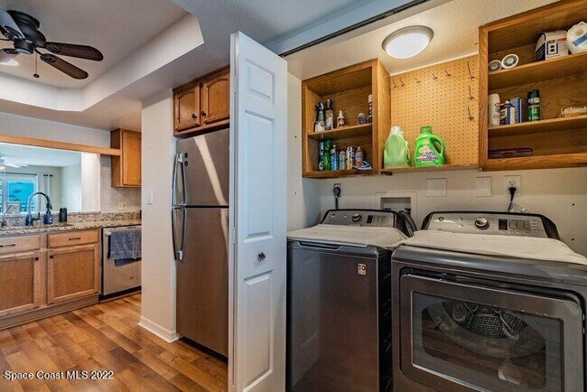 Building Photo - 85 S Atlantic Ave