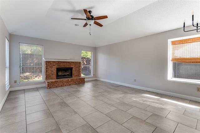 Building Photo - 2608 Glenridge Dr