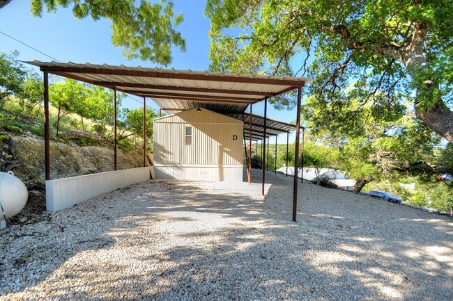 Building Photo - 110 Garner Rd