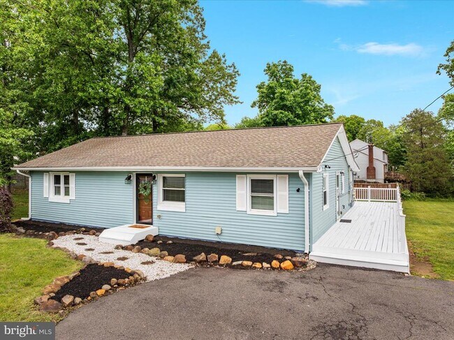 Building Photo - 14013 Glenkirk Rd