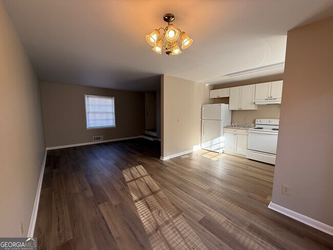 Building Photo - 100 Citation Ct