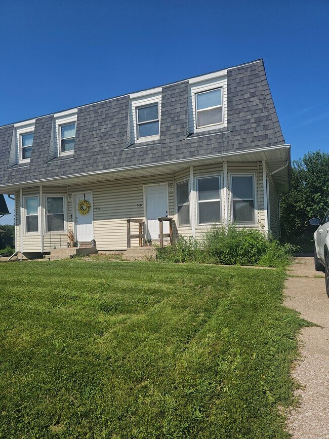 Primary Photo - 5422 N Linwood Ave