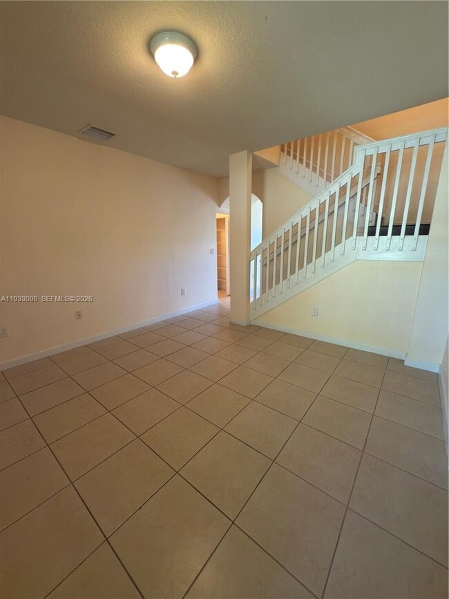 Building Photo - 14728 SW 25th Ln