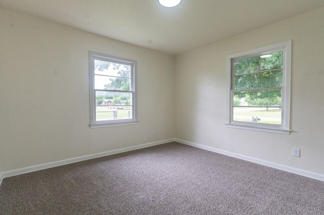 Building Photo - Moore Rent to Own Home!