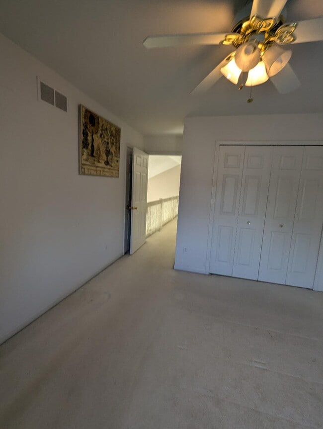 Building Photo - 20870 Balinski Dr