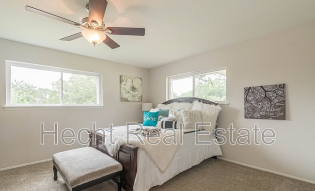 Building Photo - 157 Persia Dr