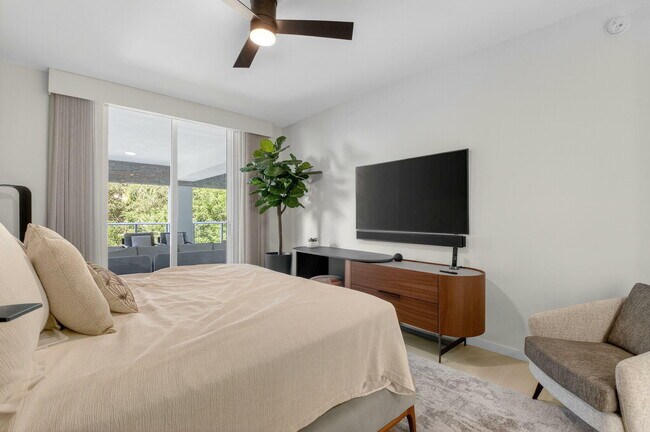 Building Photo - 200 SE Mizner Blvd