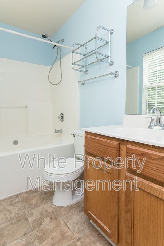 Building Photo - 2836 Oasis Ln