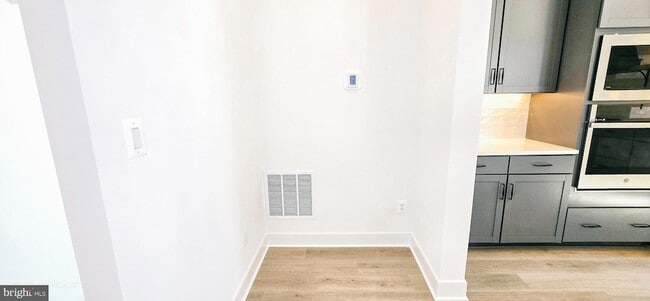 Building Photo - 1726 Blacksmith Wy