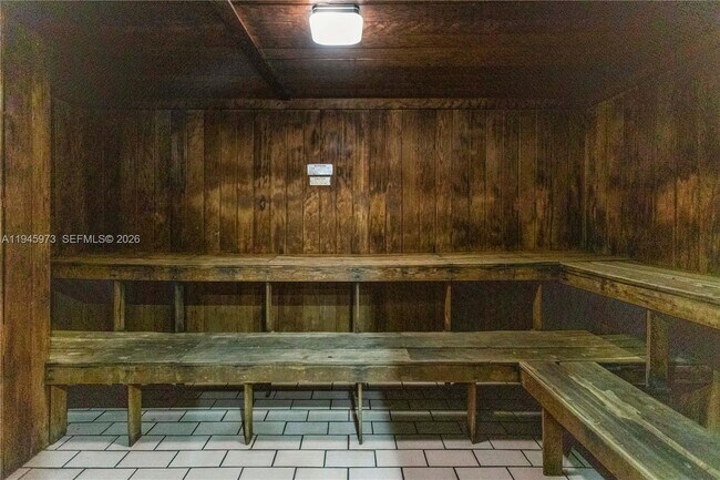 Building Photo - 3800 S Ocean Dr