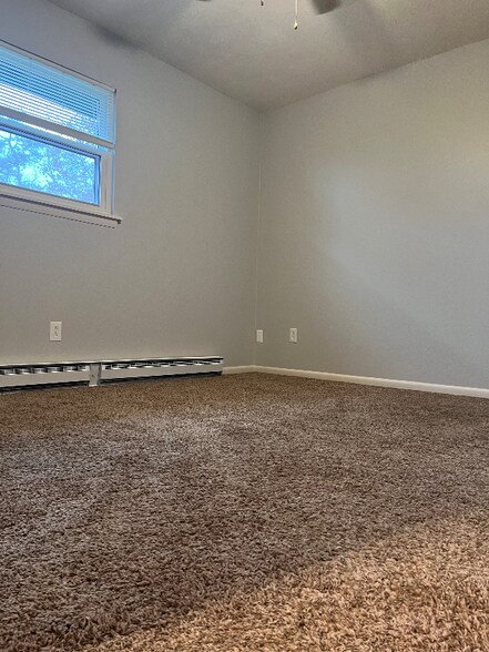 Building Photo - 143 Hendricks Blvd