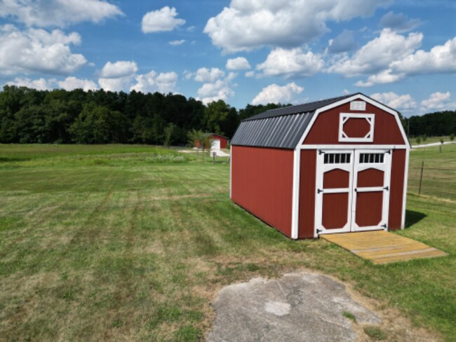 Building Photo - 5175 County Rd 162 S