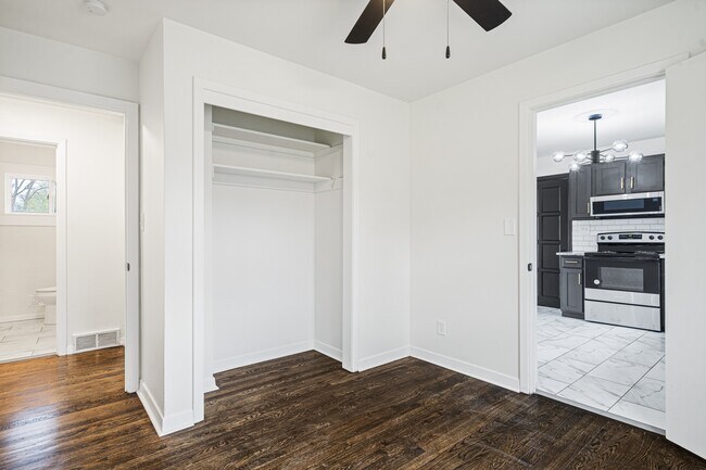 Building Photo - 7109 Conser St