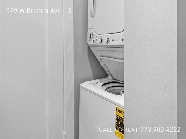 Building Photo - Prime Lincoln Park 2 bedroom 2.1 bath with...