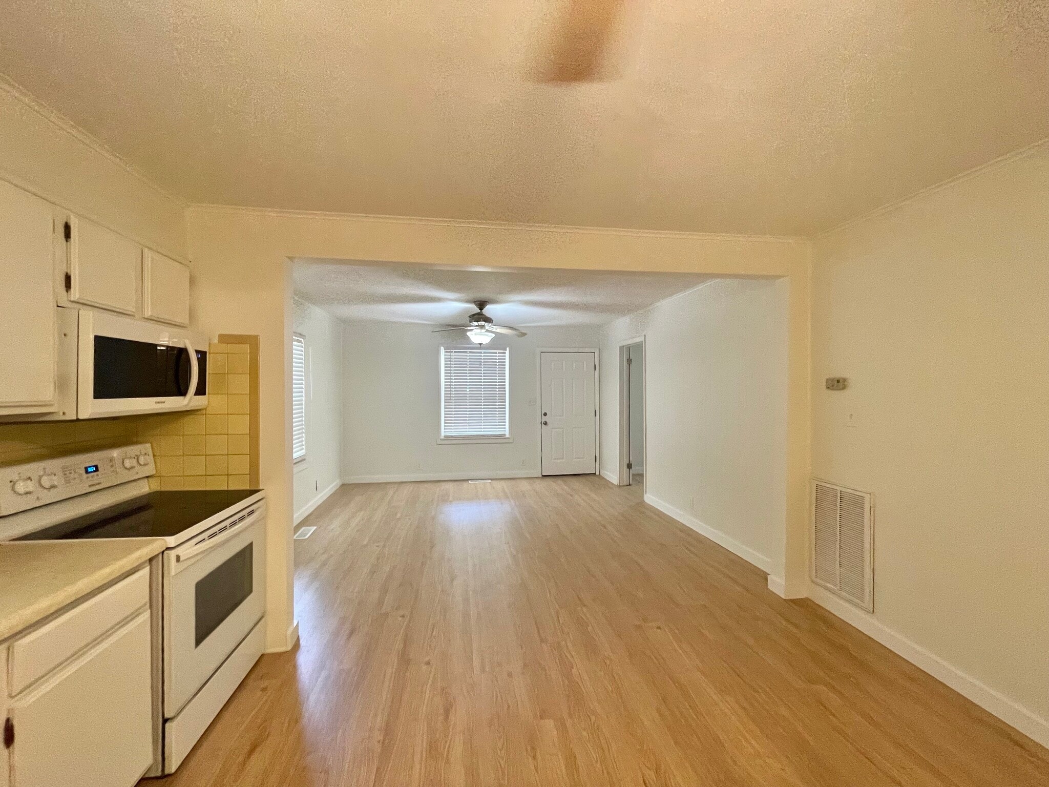 Building Photo - 3109 Joyce Ave