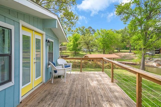 Building Photo - 230 Shady Shores Dr
